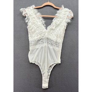 Skylar Rose Bodysuit White Lace Eyelash Trim V-Neck Thong Sleeveless Small